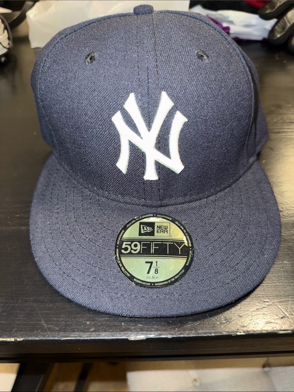 Men’s New Era Navy and White New York Yankees Fitted Cap